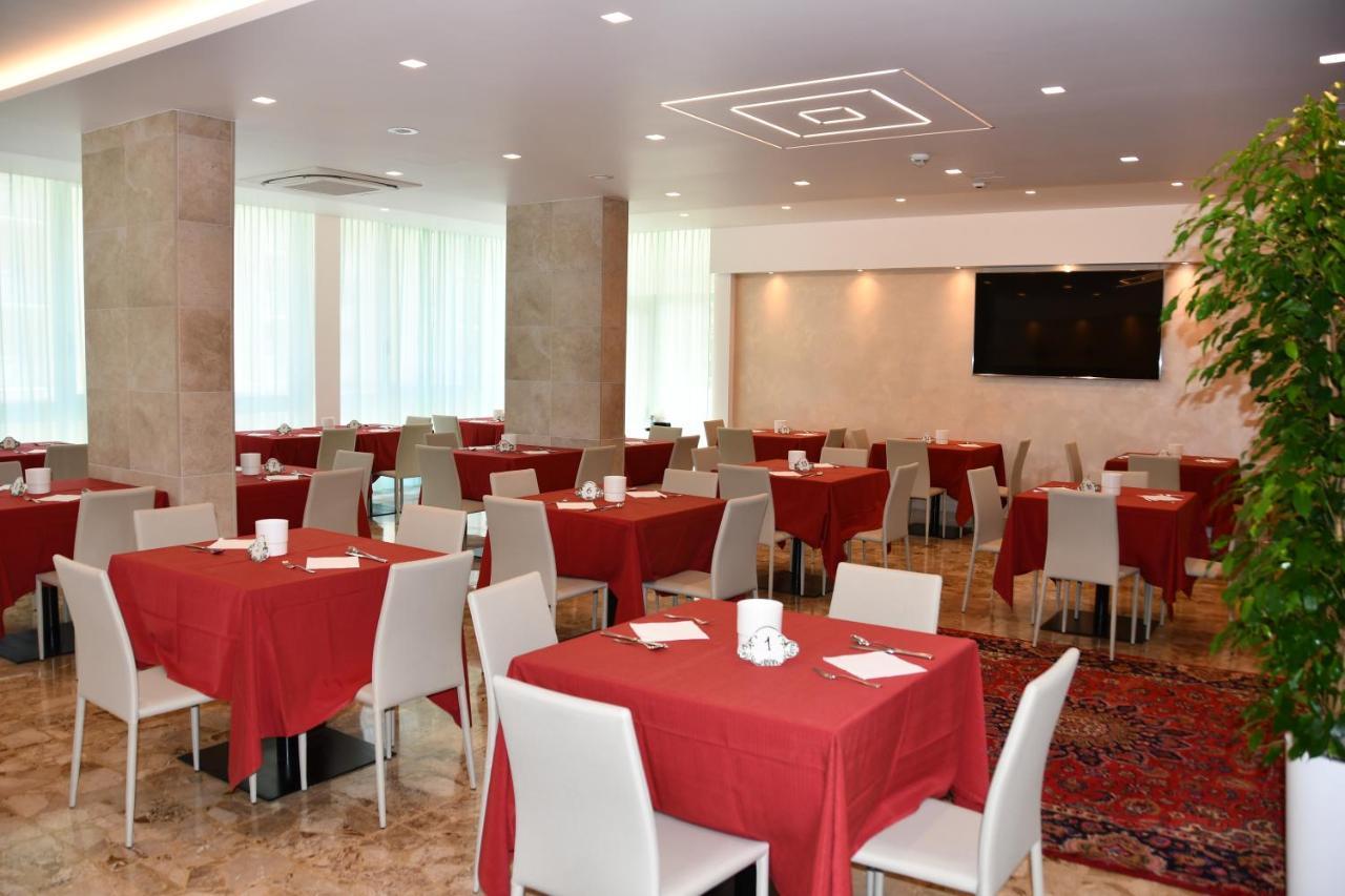 Hotel Playa Bibione Exterior foto